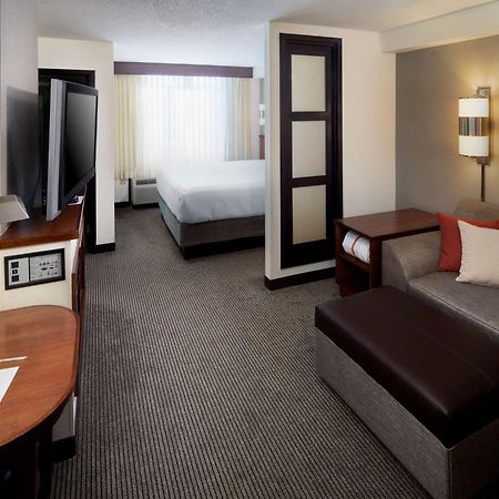 ไฮแอท เพลซ ชาร์ลอต แอโรว์วูด Hotel ชาร์ล็อต ภายนอก รูปภาพ